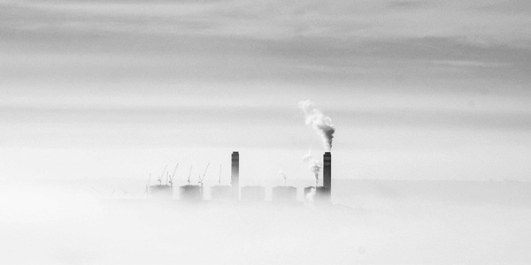 Air pollution by power station © Daylin Paul  | www.wits.ac.za/curiosity/